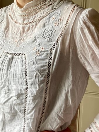 Blouse blanche brodée - MY SUNDAY MORNING