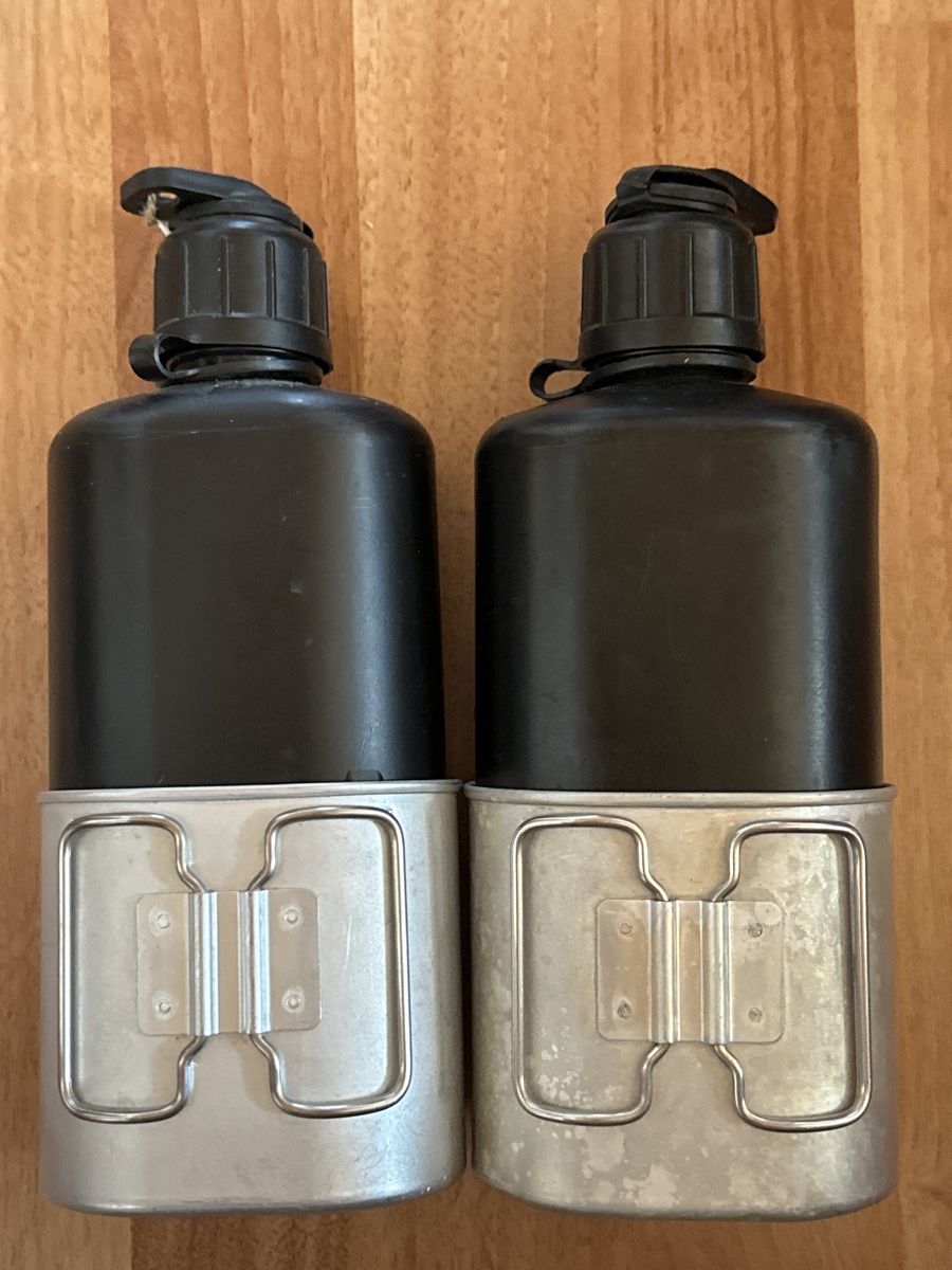 Schweizer Armee Attrezzatura & Pezzi di ricambio: 2x Schweizer Armee Feldflasche  – Usato da St. Gallen venduto da mai_zpt7 1
