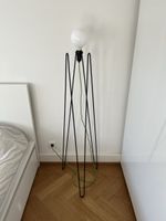 Stehlampe