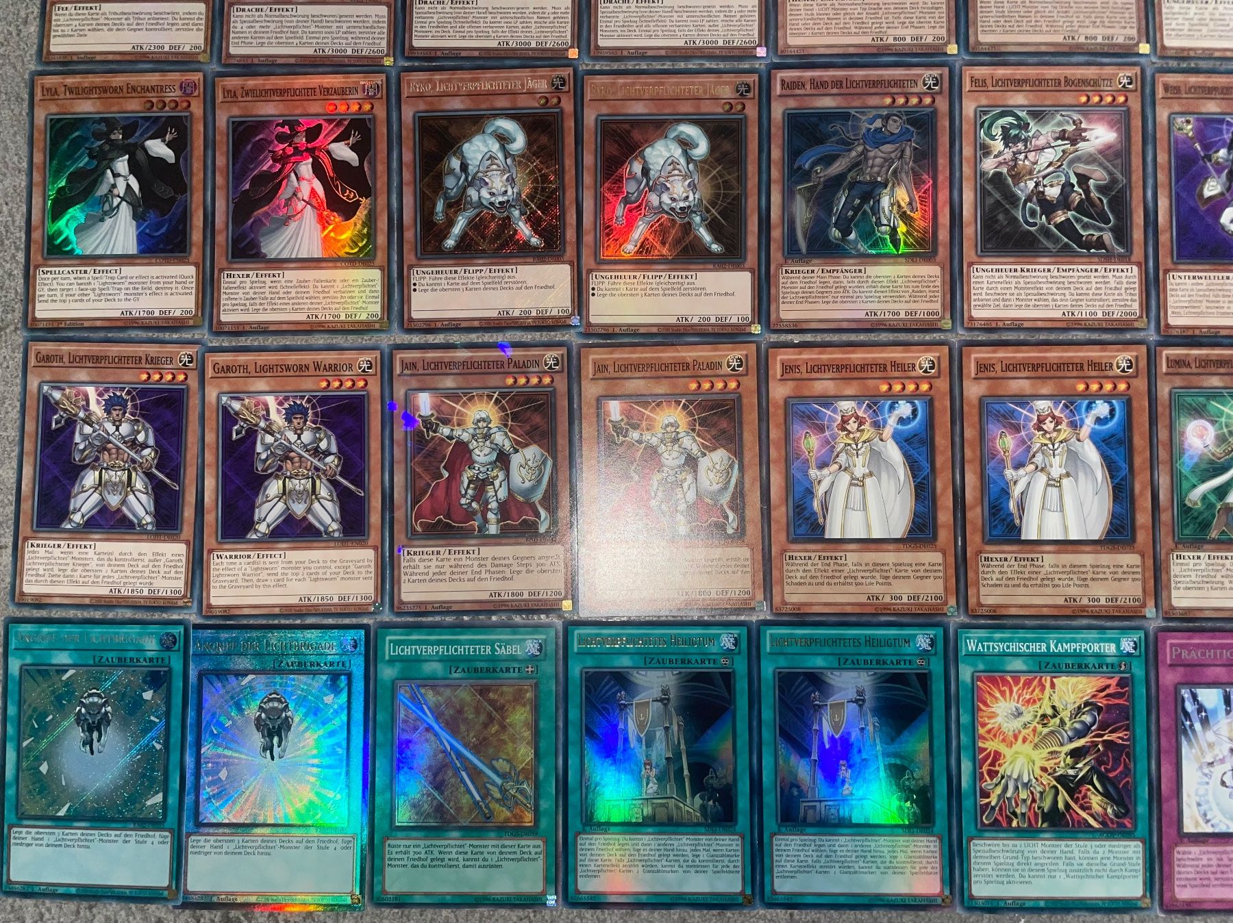 Yugioh Carte collezionabili: YuGiOh Lichtverpflichteter Deck! – Nuovo (secondo la descrizione) da Altstätten SG venduto da ChangeMaker 3
