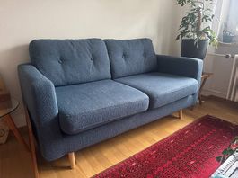 2-Sitzer Sofa (ca. 167 × 82 cm) - vergeben