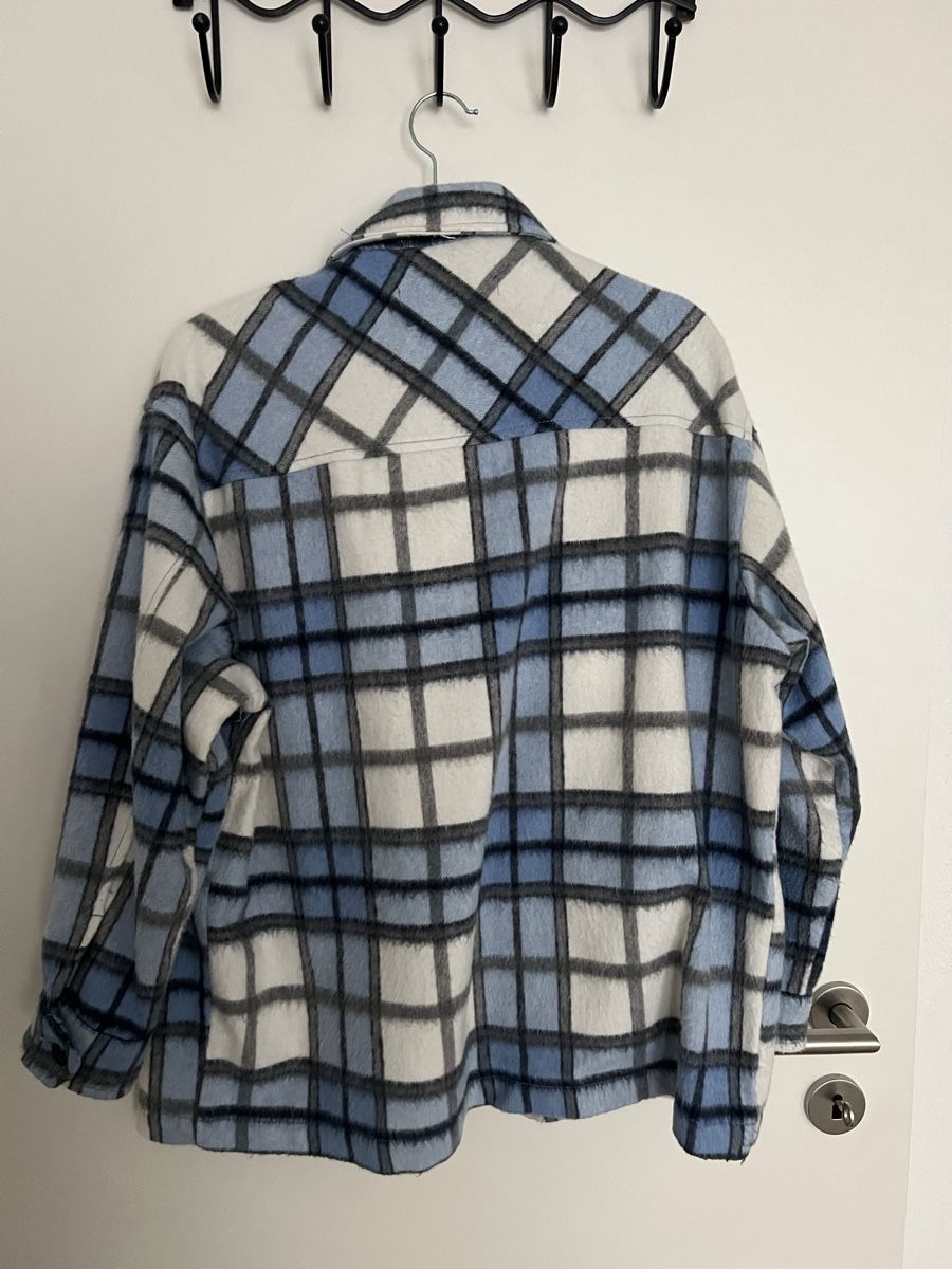 Zara Blusen: ZARA übergangsjacke/hemd xs – Gebraucht aus Hägendorf von Mocca72 1