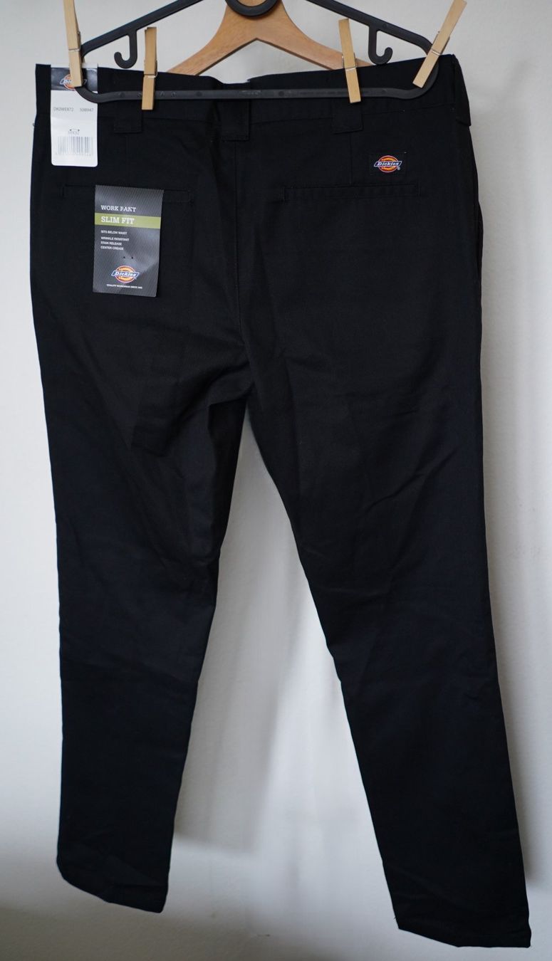 Dickies Pantaloni: Pantalon Dickies 34x32 Neuf – Nuovo e nell'imballaggio originale da Grand-Lancy venduto da Morriganne 1