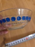 Schälchen, dunkelblaue Punkte auf Glas