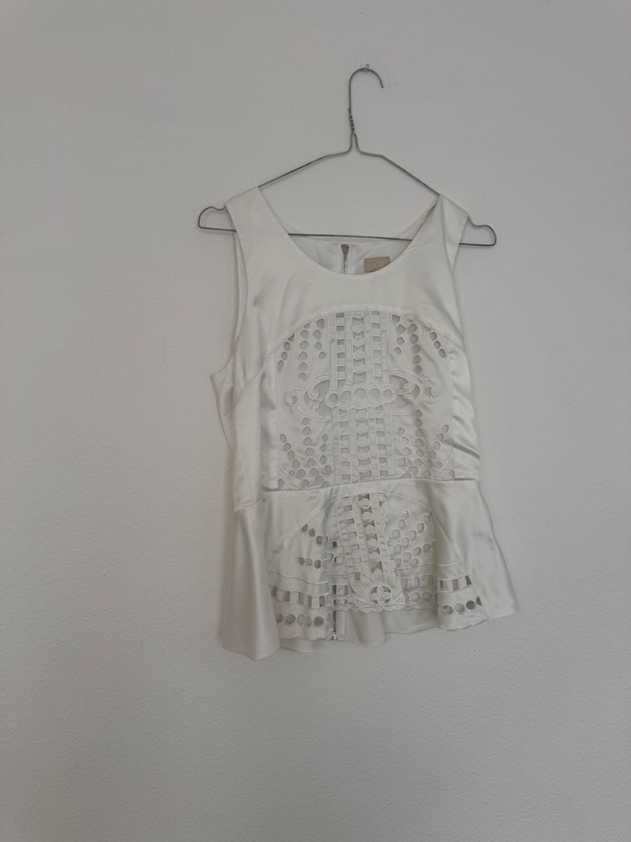 H&M Blusen: Weiße Satin-Spitzenbluse, S – Gebraucht aus Uetikon am See von happywishes 1