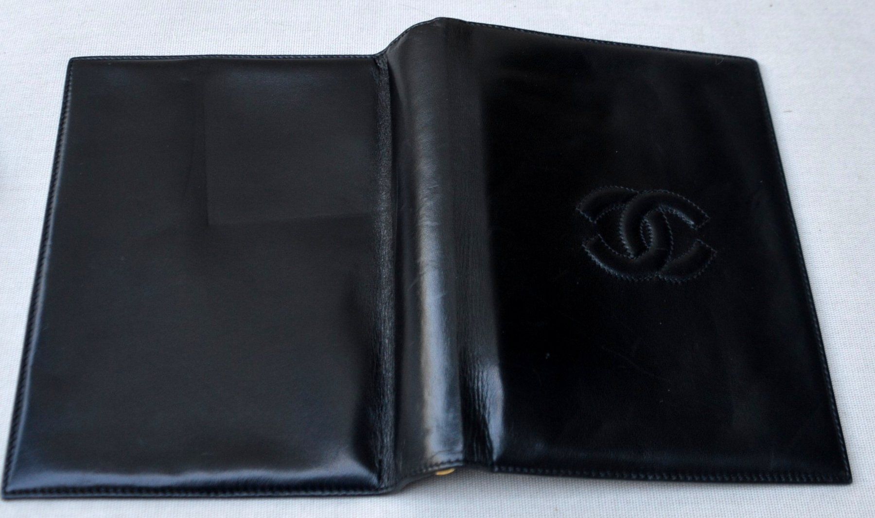 Valigie & Borse: Agenda CHANEL Vintage – Usato da Collonges venduto da Auganien 5