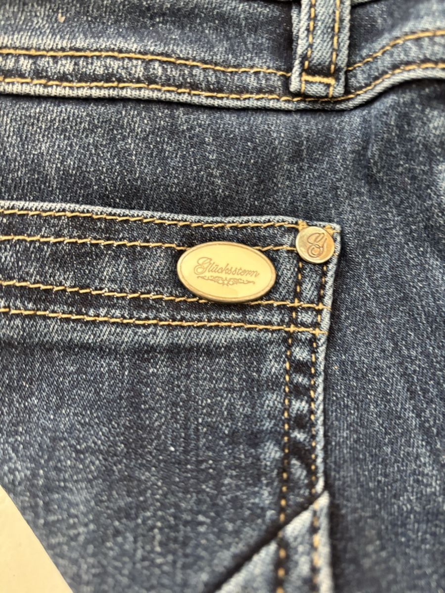 Jeans: Pantaloni di jeans strecc  – Nuovo (secondo la descrizione) da Schwyz venduto da Francesca54 3