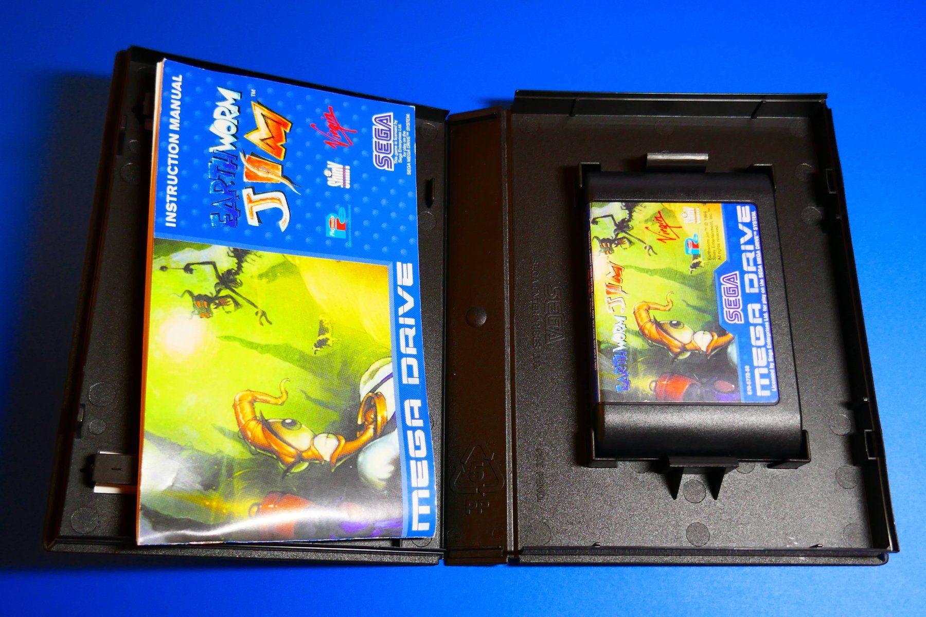Sega Giochi: Earth Worm Jim - Sega Mega Drive – Usato da Vuarrens venduto da Espace-Retro 2