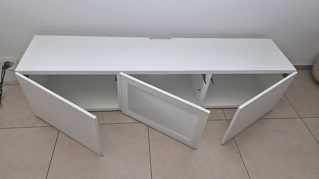 Ikea Mobili TV: Mobile TV ikea besta – Usato da Losone venduto da mar_j29s