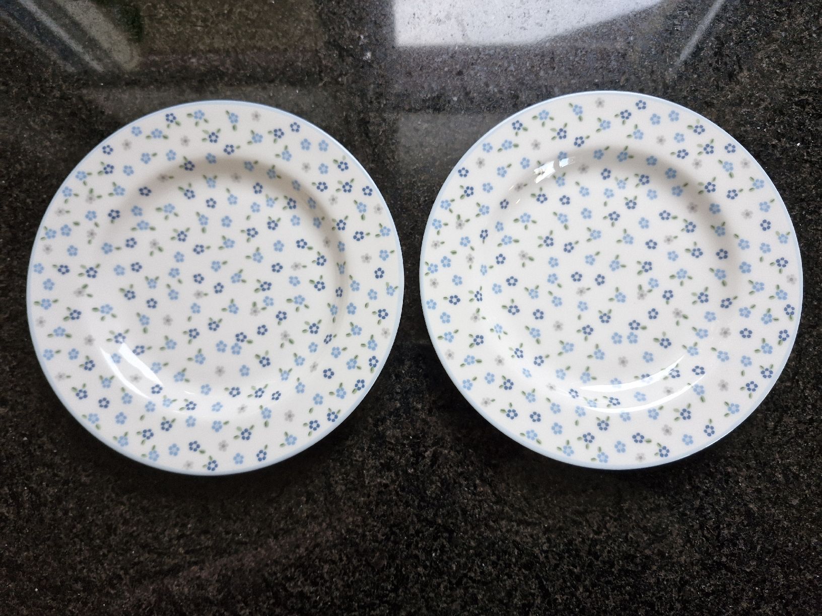 Greengate Teller: 2 kleine Teller Greengate – Gebraucht aus Luterbach von martinagl83