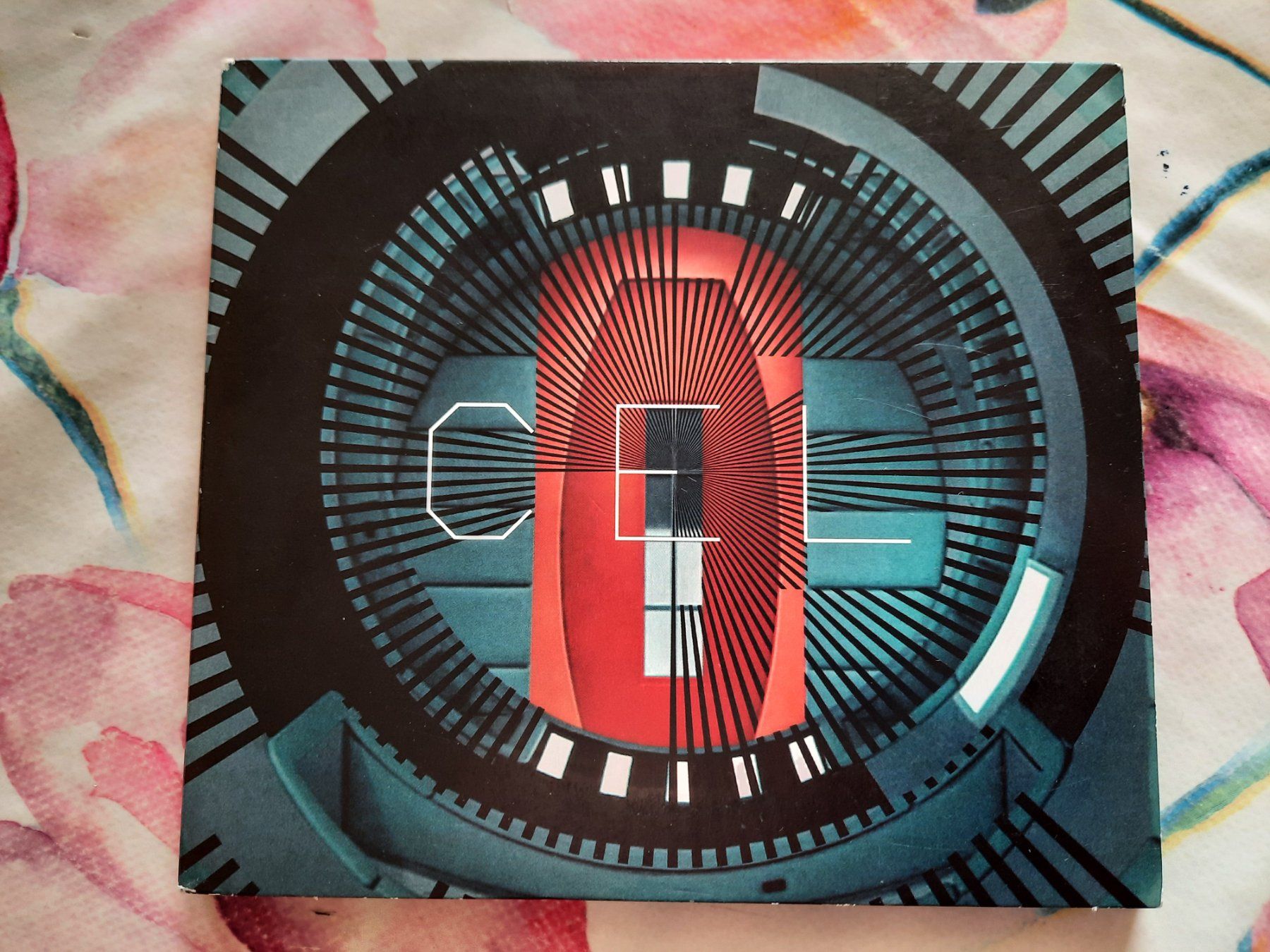 CDs: CD CEL - CEL ( Electro 2019 ) – Gebraucht aus Pully von bro_n52j