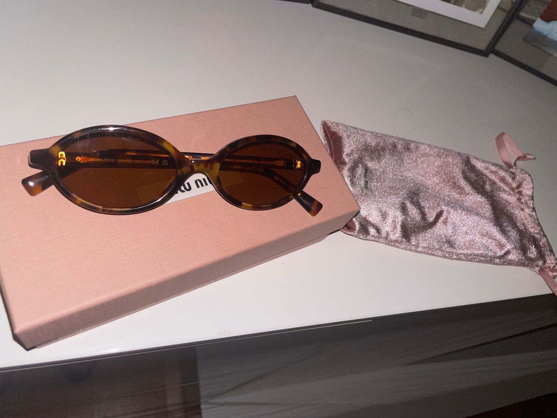 Miu Miu Occhiali & Lenti: Miu Miu Sunglasses Brown – Usato da Bazenheid venduto da hat_96 3