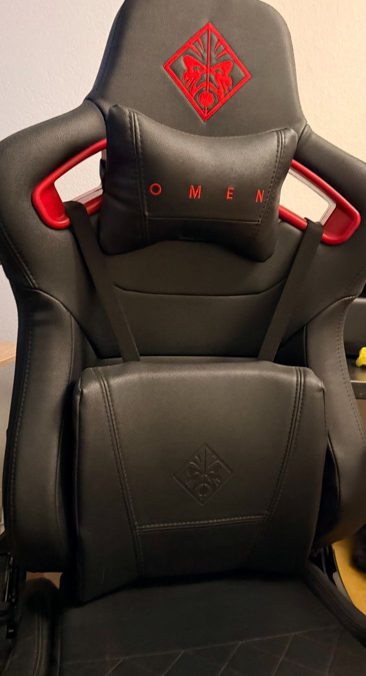 Sedie: Chaise Gaming - HP Omen Citadel – Usato da La Chaux-de-Fonds venduto da Nithish