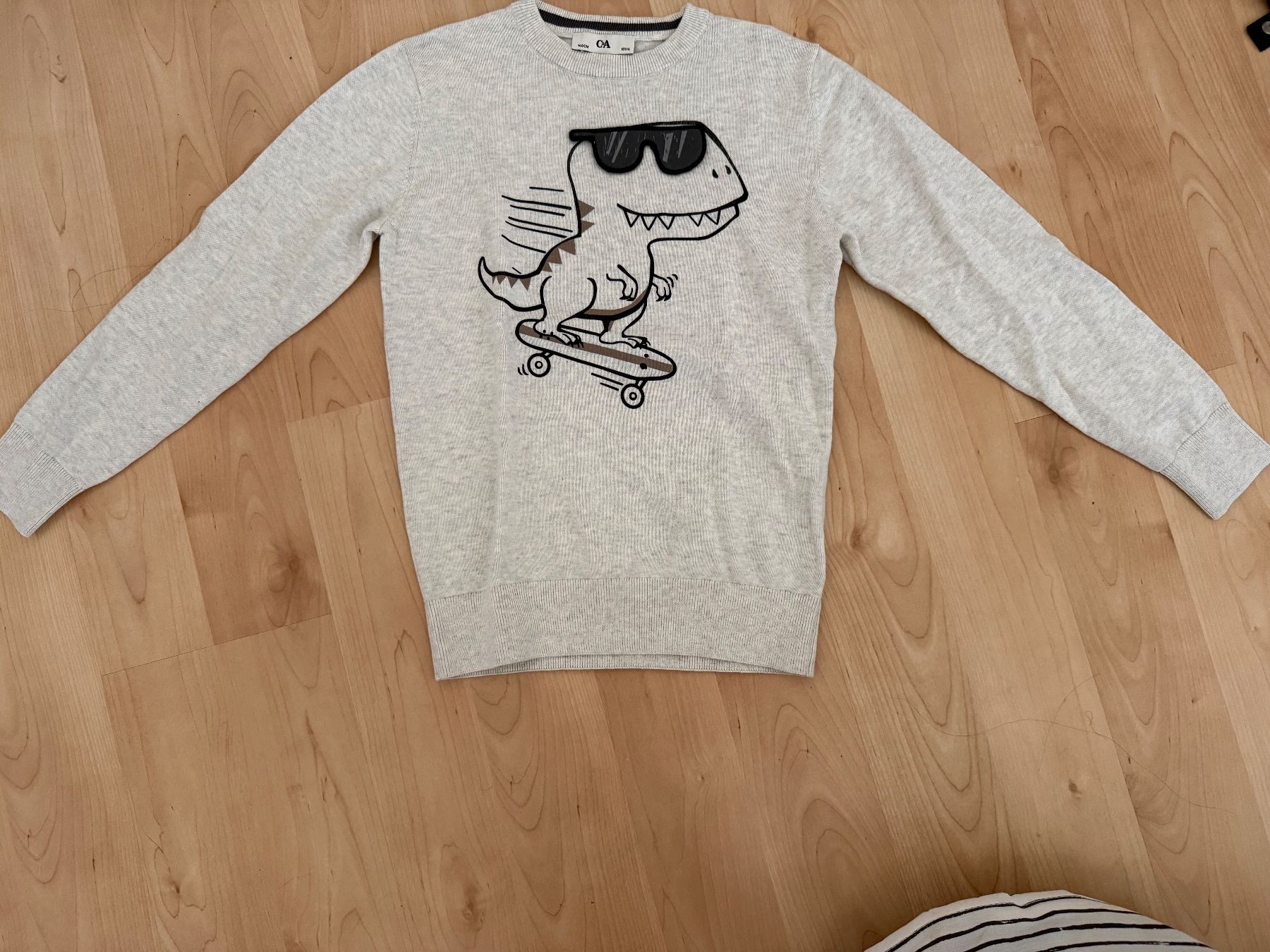 C&A Maglioni & Felpe: Pullover C&A 140 NEU – Nuovo e nell'imballaggio originale da Pfäffikon SZ venduto da Syndrome379