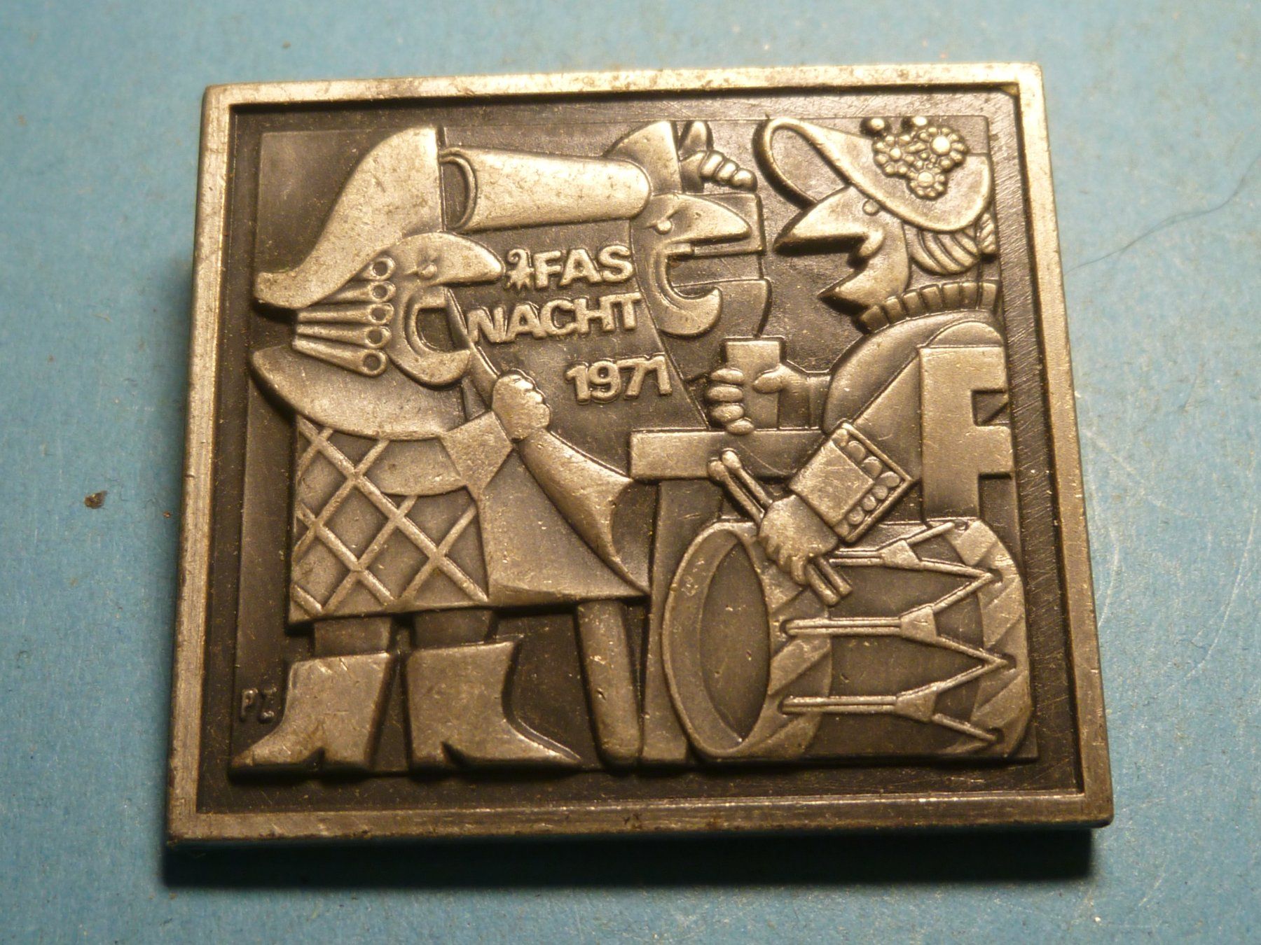 Placchette & Badge: BASEL 1971 SILBER – Usato da Ried (Muotathal) venduto da Mandarin02