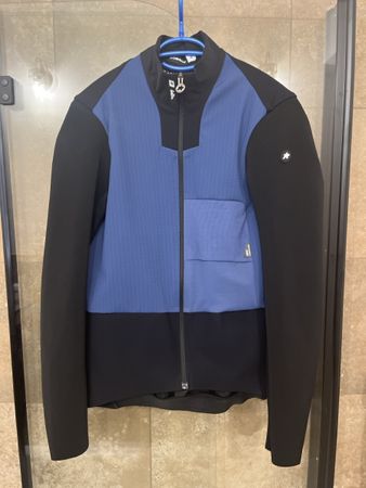 Assos Winterjacke Habu 