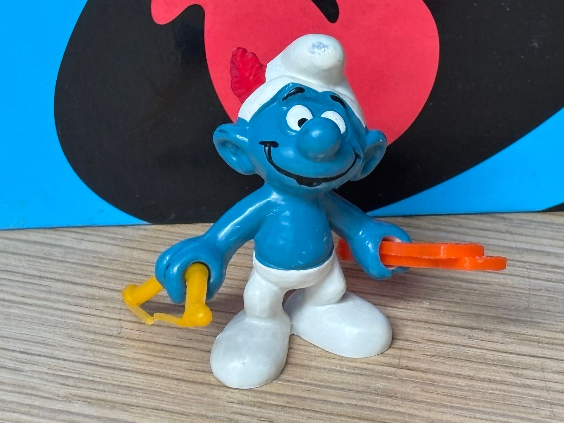 Mc Donald's Statuette: Schlumpf mit Pfeil und Bogen – Usato da Lyss venduto da Duckszone