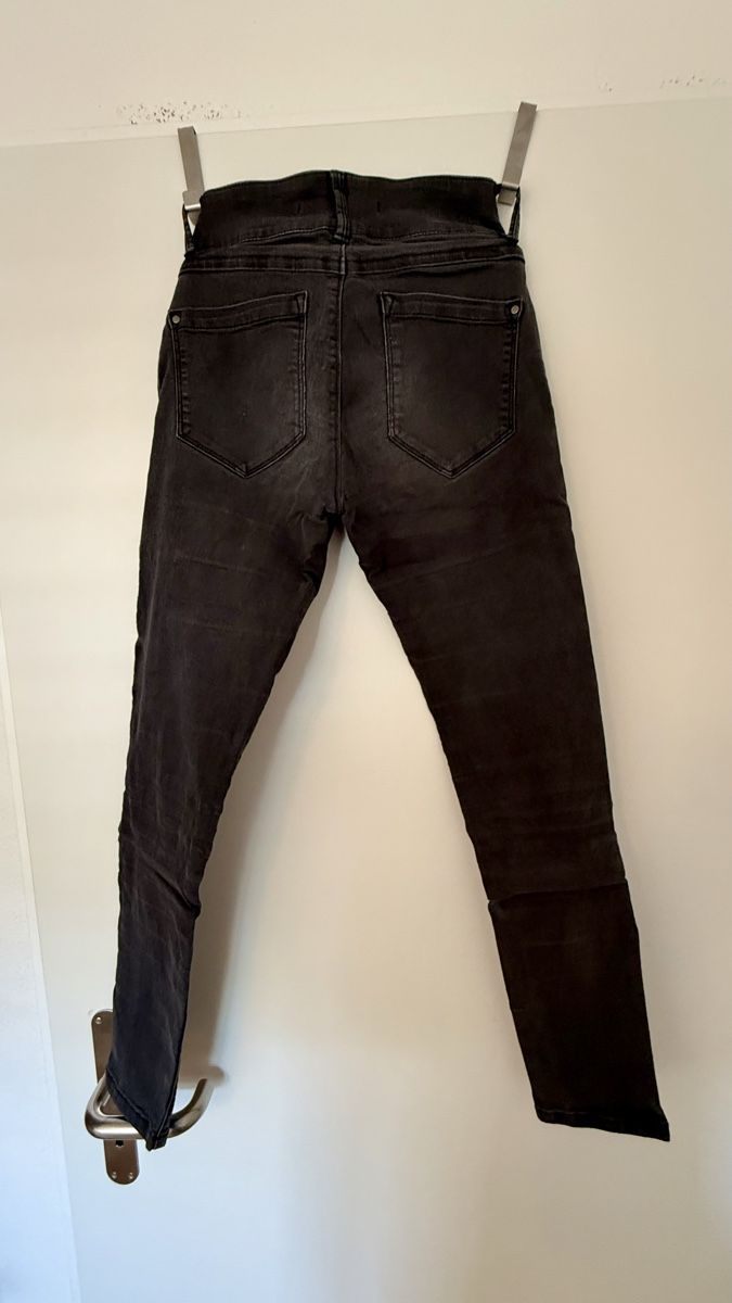 Jeans: Denim Black Jeans - Size 36 – Usato da Herrliberg venduto da Benben3000 3