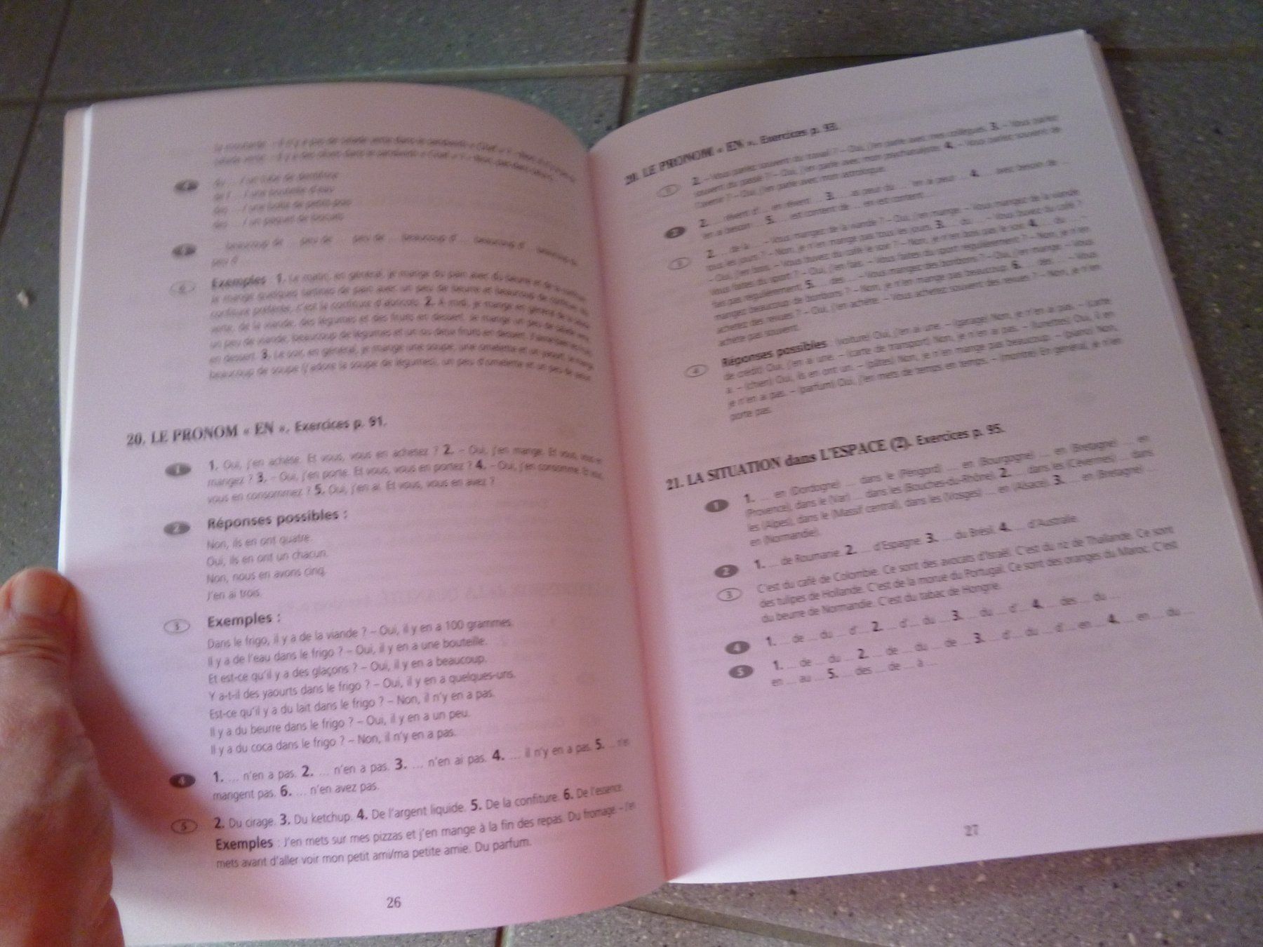 Libri: Grammaire Progressive du Français Corrigés Büchlein – Usato da Dättlikon venduto da Mamakuga 4