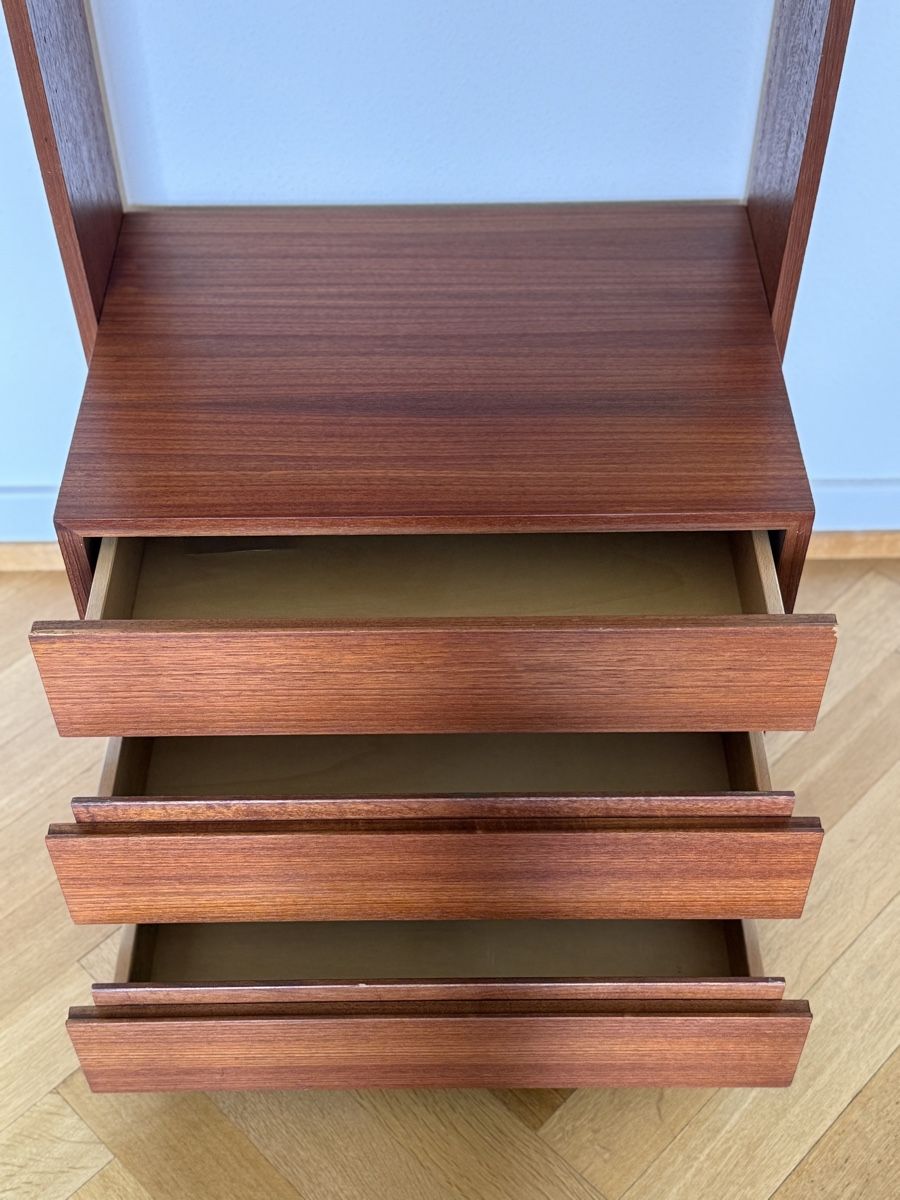Scaffali: Midcentury Teak Regal – Usato da Basel venduto da Barty 2
