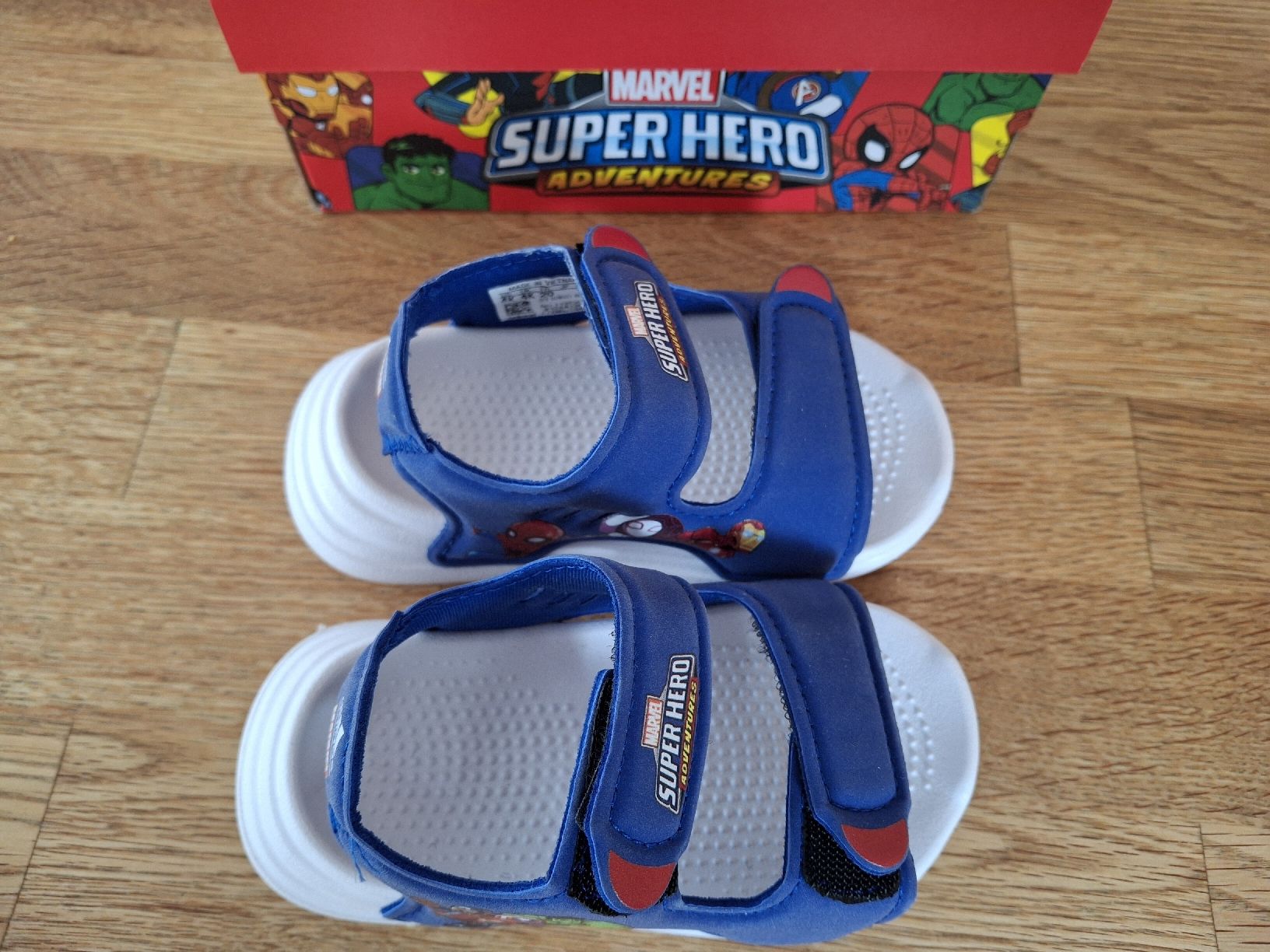 Adidas Scarpe per ragazzi: Neue Adidas Marvel Sandalen Gr. 20 – Nuovo e nell'imballaggio originale da Romanshorn venduto da Maka02 2