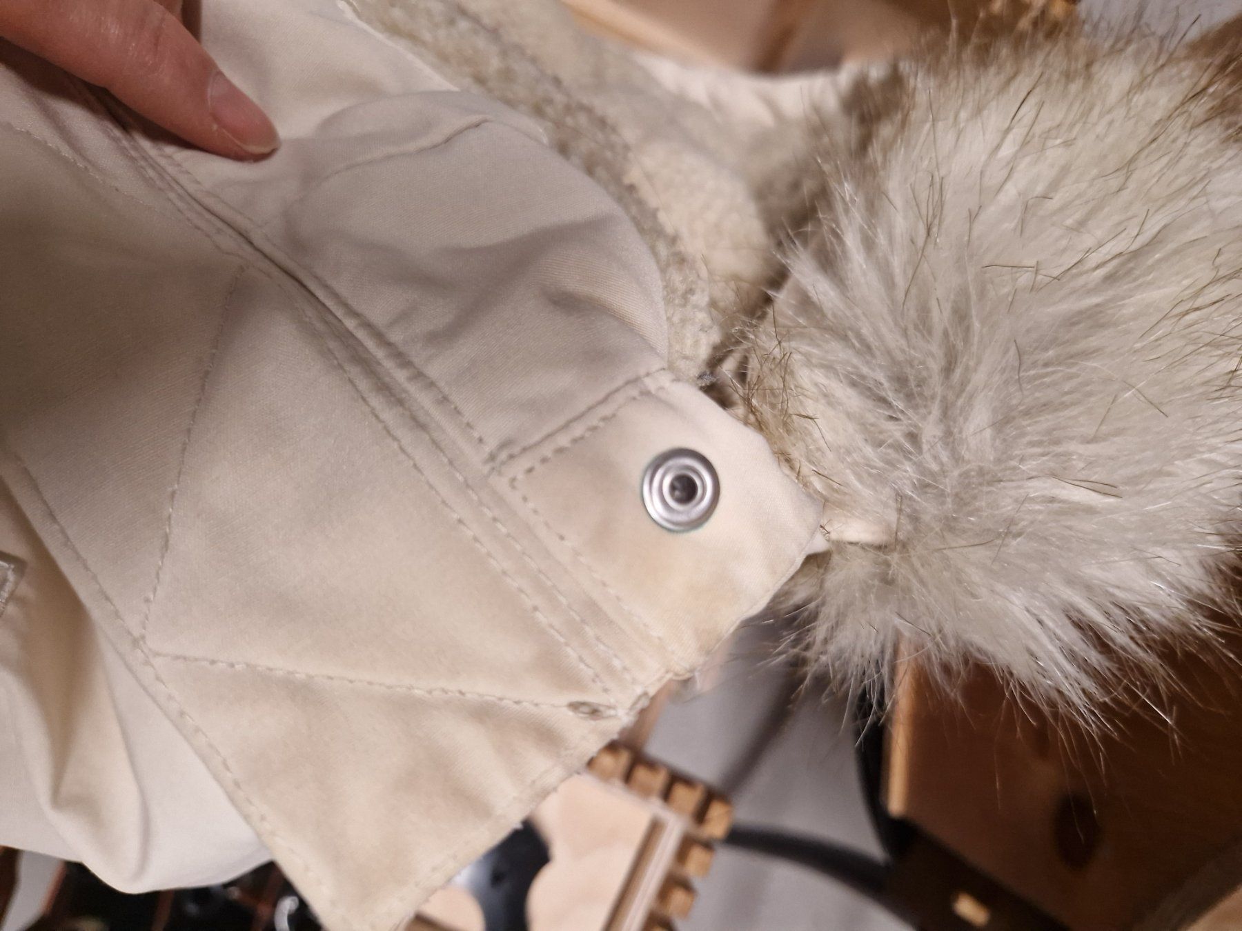 Calvin Klein Cappotti: Winterjacke / Wintermantel Calvin Klein Jeans – Usato da Eschenbach SG venduto da SanFranciscoCalifornia 9