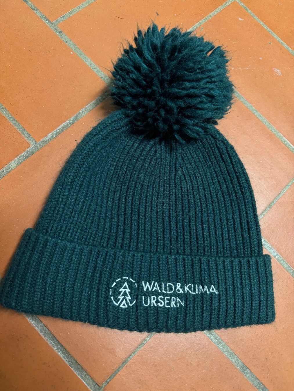 Hüte, Mützen & Caps: Wintermütze – Gebraucht aus Hospental von bal_bwr5