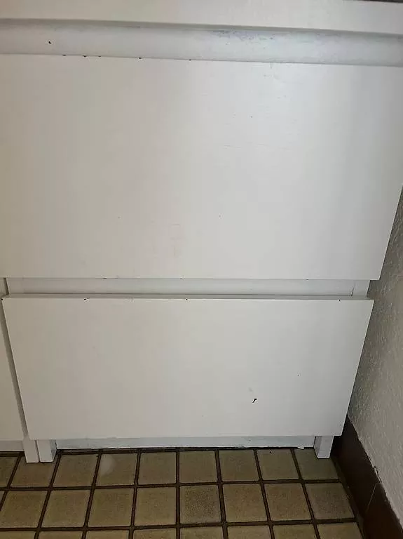 Comodini: Malm Nachttisch – Usato da Stettlen venduto da Biienli 1