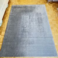 Grauer Teppich, Grösse 160x230 cm