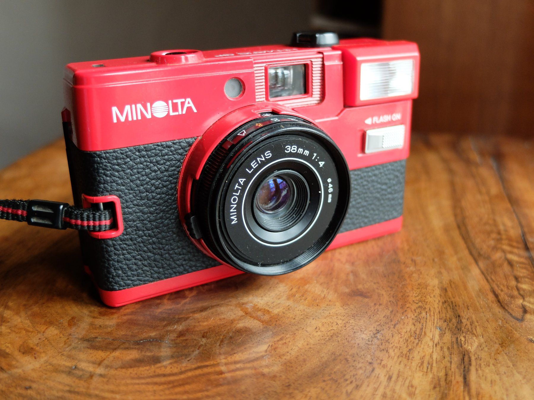 Minolta Fotocamera: MINOLTA HI-MATIC GF – Usato da Greppen venduto da Fuerstigor