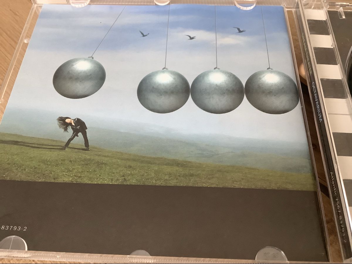 CD: Dream Theater - Octavarium CD Album – Usato da herzogenbuchsee venduto da HIFIANER 2
