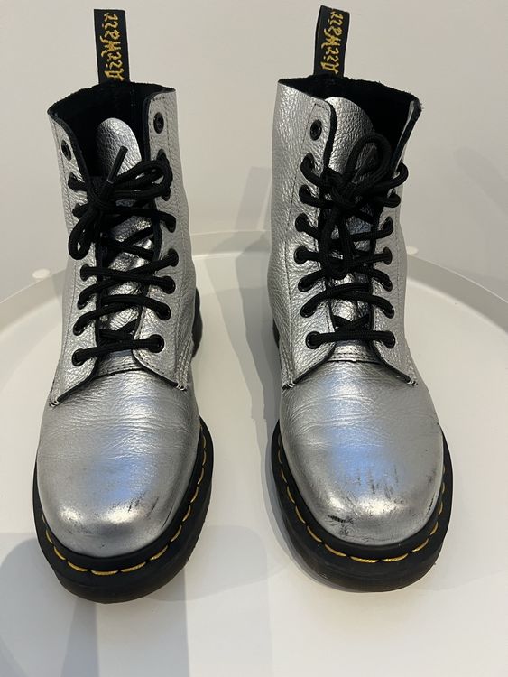 Dr. Martens argento 38 Acheter sur Ricardo