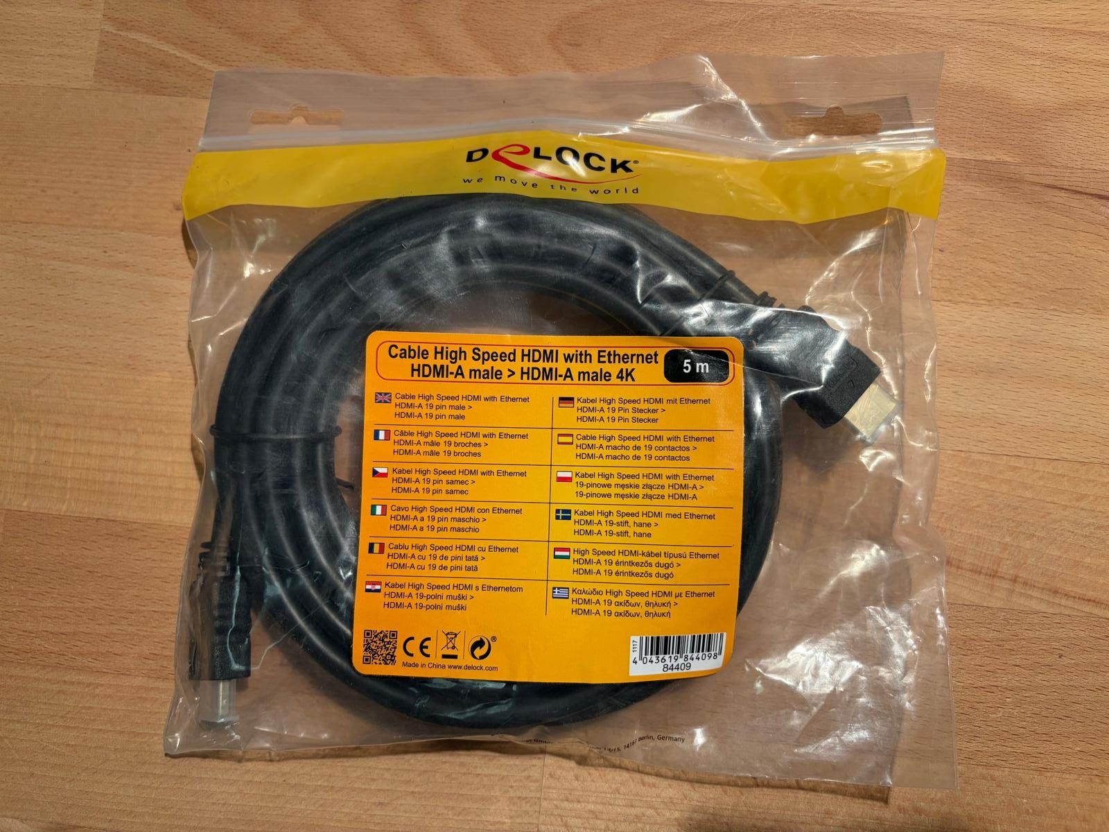 Kabel: Câble HDMI DeLOCK 5m - 4K – Neu und originalverpackt aus Biel/Bienne von vay_zz9w