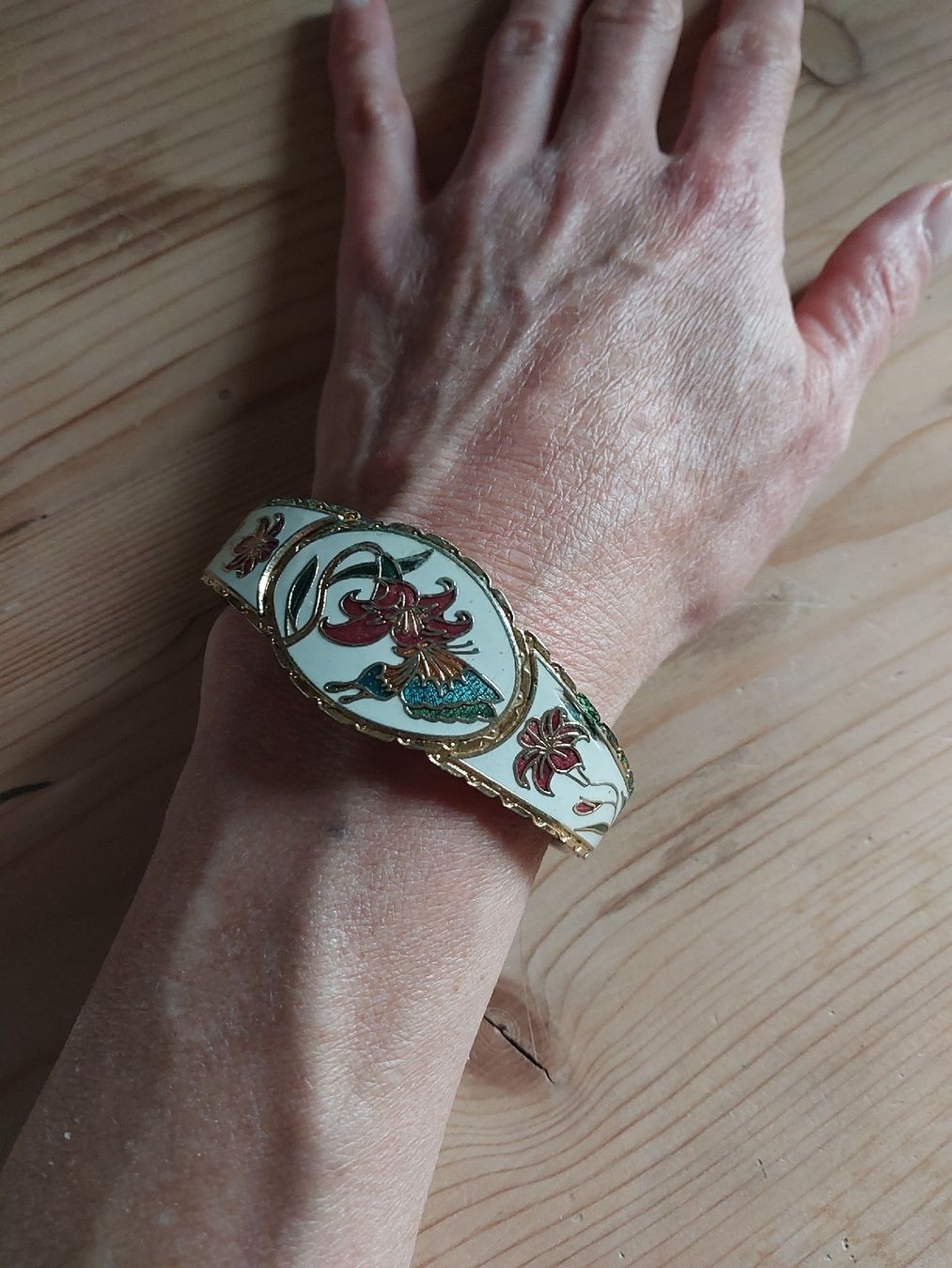 Bracciali & Braccialetti: Antike Armspange mit Blumenmuster – Usato da Einsiedeln venduto da rava02 1