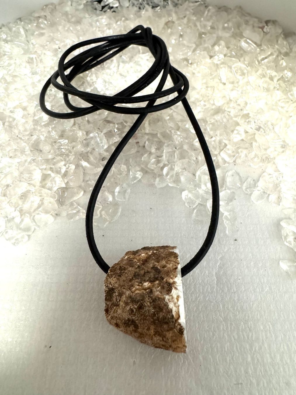 Pietre preziose: Achat-Druse an Lederkordel – Nuovo (secondo la descrizione) da Biberist venduto da tl-schmuck 3