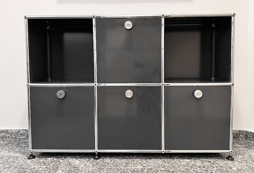 Étagères: USM-Möbel 106 x 77 x 27 cm, anthrazit – D'occasion à Gordola par martin410