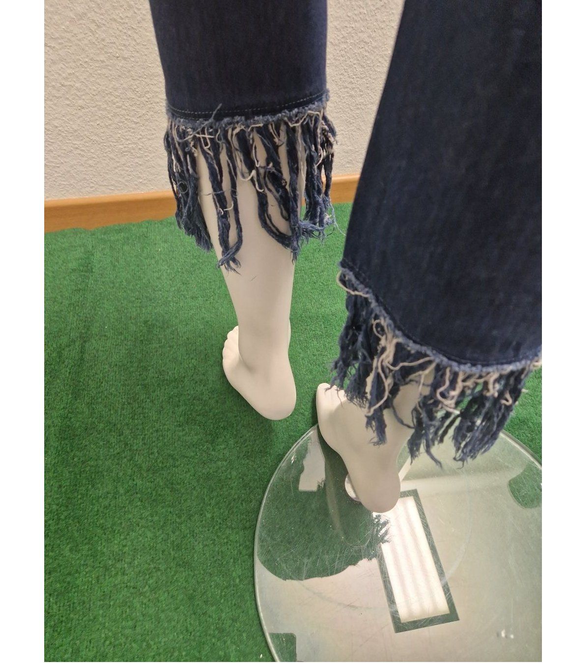Hosen: Capri Hose Gr 40 – Gebraucht aus Glattbrugg von mas_75t2 2