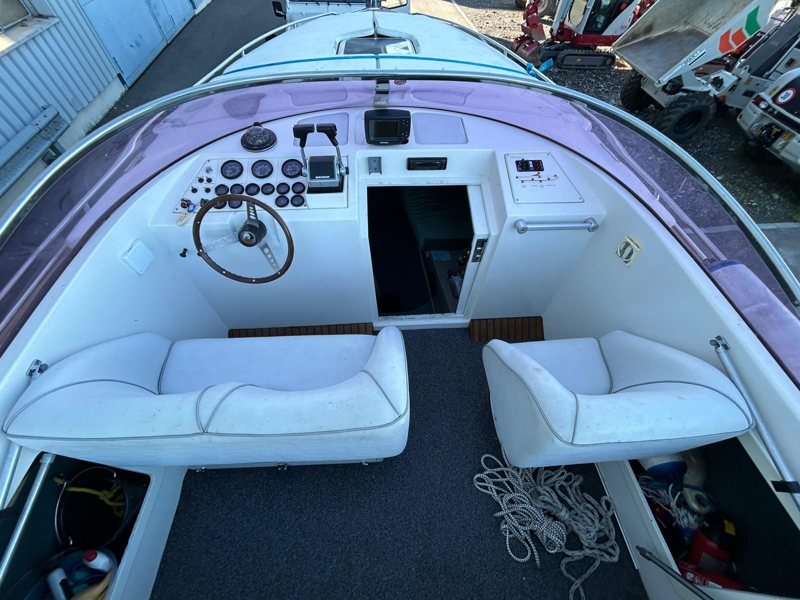 Boote: Motorboot Bomarine I-Blitz 28 – Defekt aus Baar von OMH94 6
