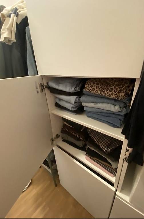 Scaffali: Regal/Schrank mit Türen – Usato da Utzigen venduto da mar_678j 1