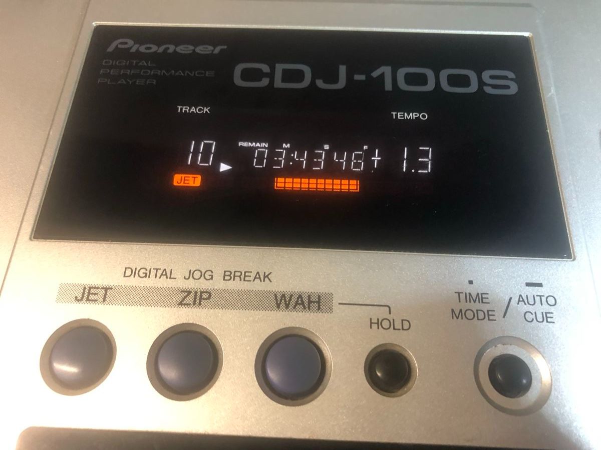 Pioneer Console di mixaggio: Lecteur CD Pioneer CDJ-100S pour DJ – Usato da Biel-Bienne venduto da alos07 1