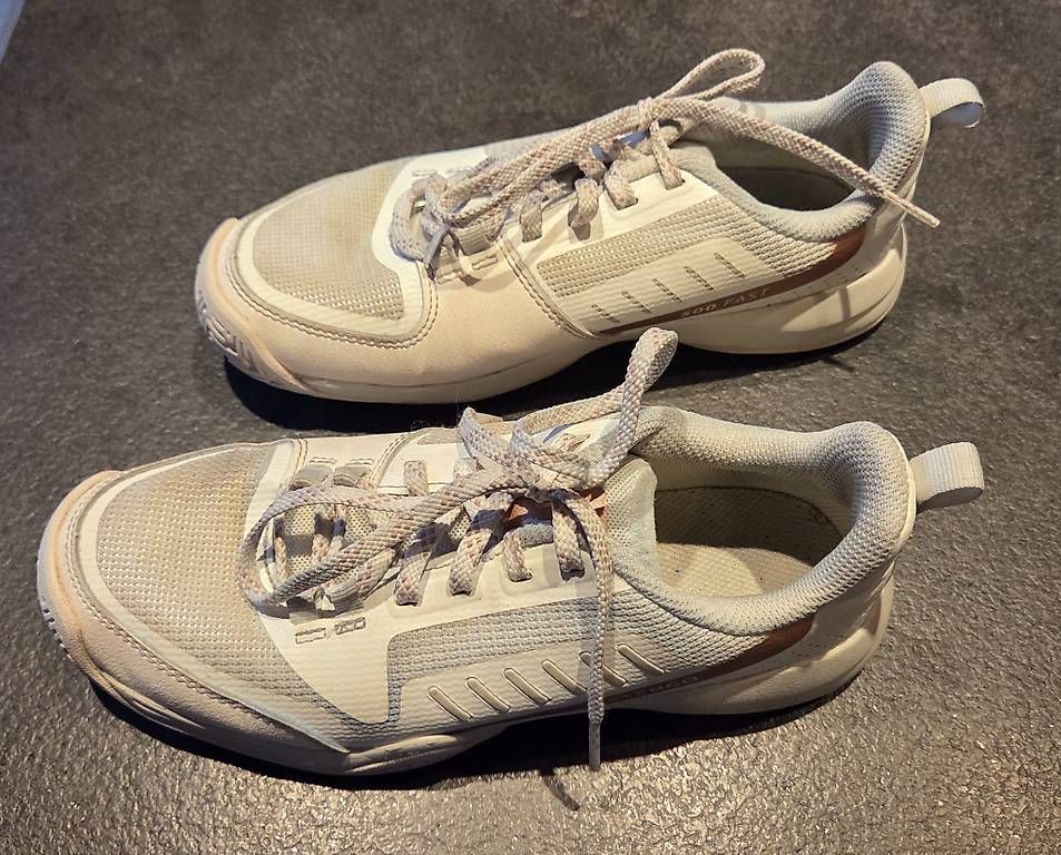 Scarpe da uomo: Baskets de tennis Artengo - pointure 36 – Usato da Chemin venduto da Sophiepittier