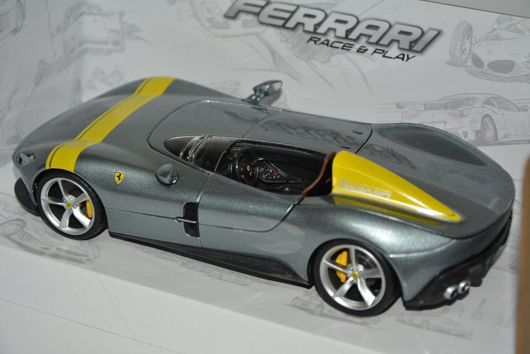 Ferrari Modellini d'auto: Ferrari Monza SP1 , Bburago, 1:24 – Nuovo e nell'imballaggio originale da Goldach venduto da Feivel9 3