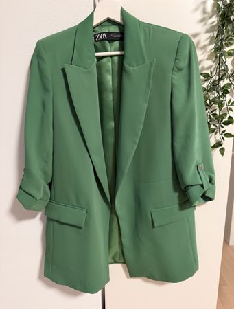 Zara Frühlings-Blazer in frischem Grün, Gr. M (38/40)