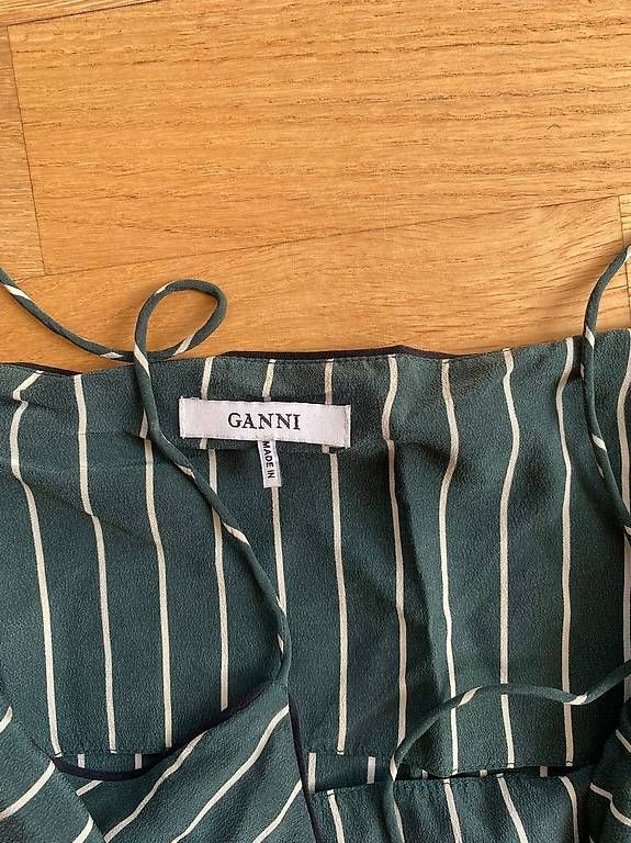 Ganni Vestiti: Ganni Seidenkleid – Usato da Zürich venduto da Lauraflor 1