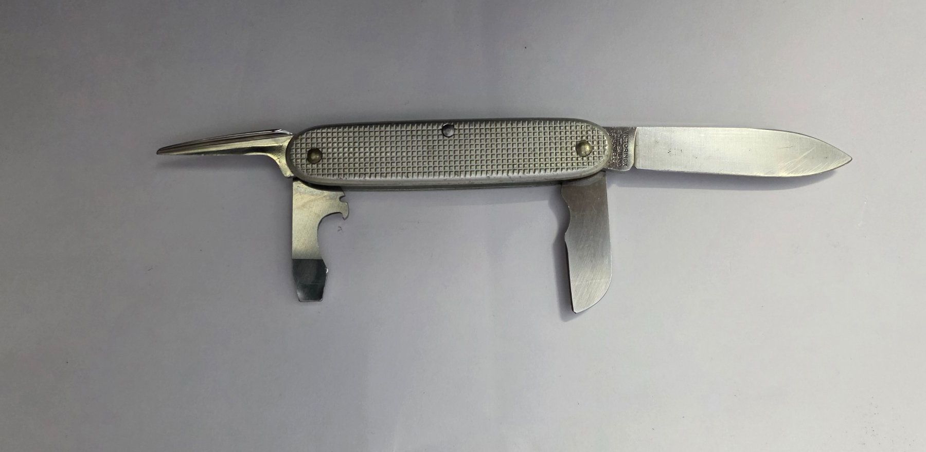 Victorinox Coltelli tascabile: Victorinox Elinox Taschenmesser – Usato da Zürich venduto da spin23 5