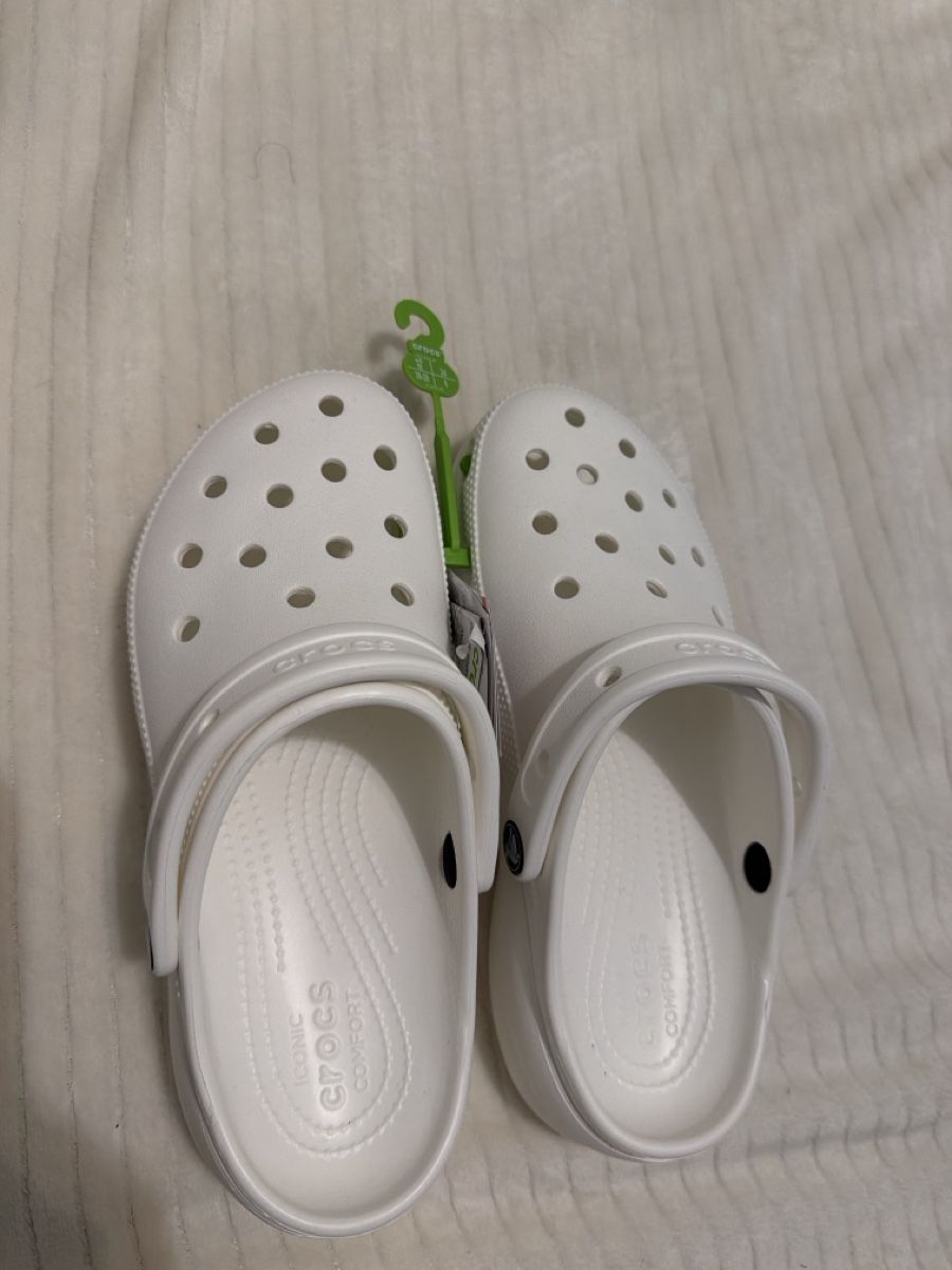 Crocs Herrenschuhe: Crocs Classic Platform Clog Weiss neu – Neu (gemäss Beschreibung) aus Zürich von Richard_Sandy