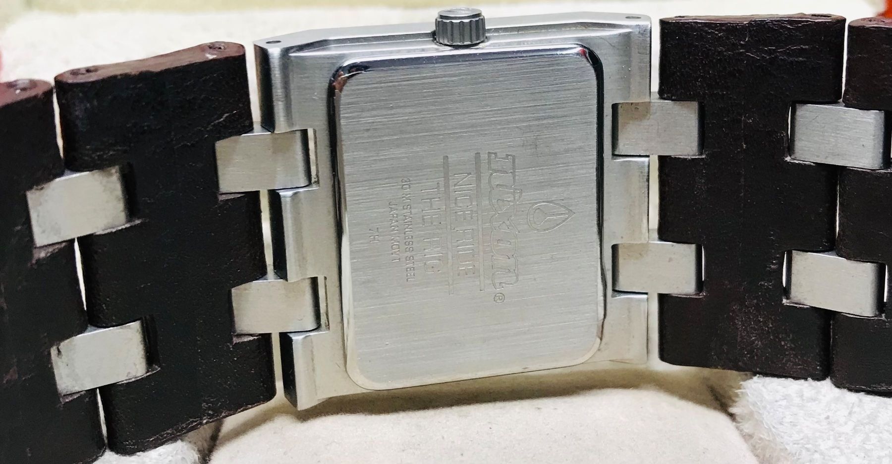 Nixon Orologi: NIXON Herrenuhr – Usato da Bern venduto da Yunkom 1
