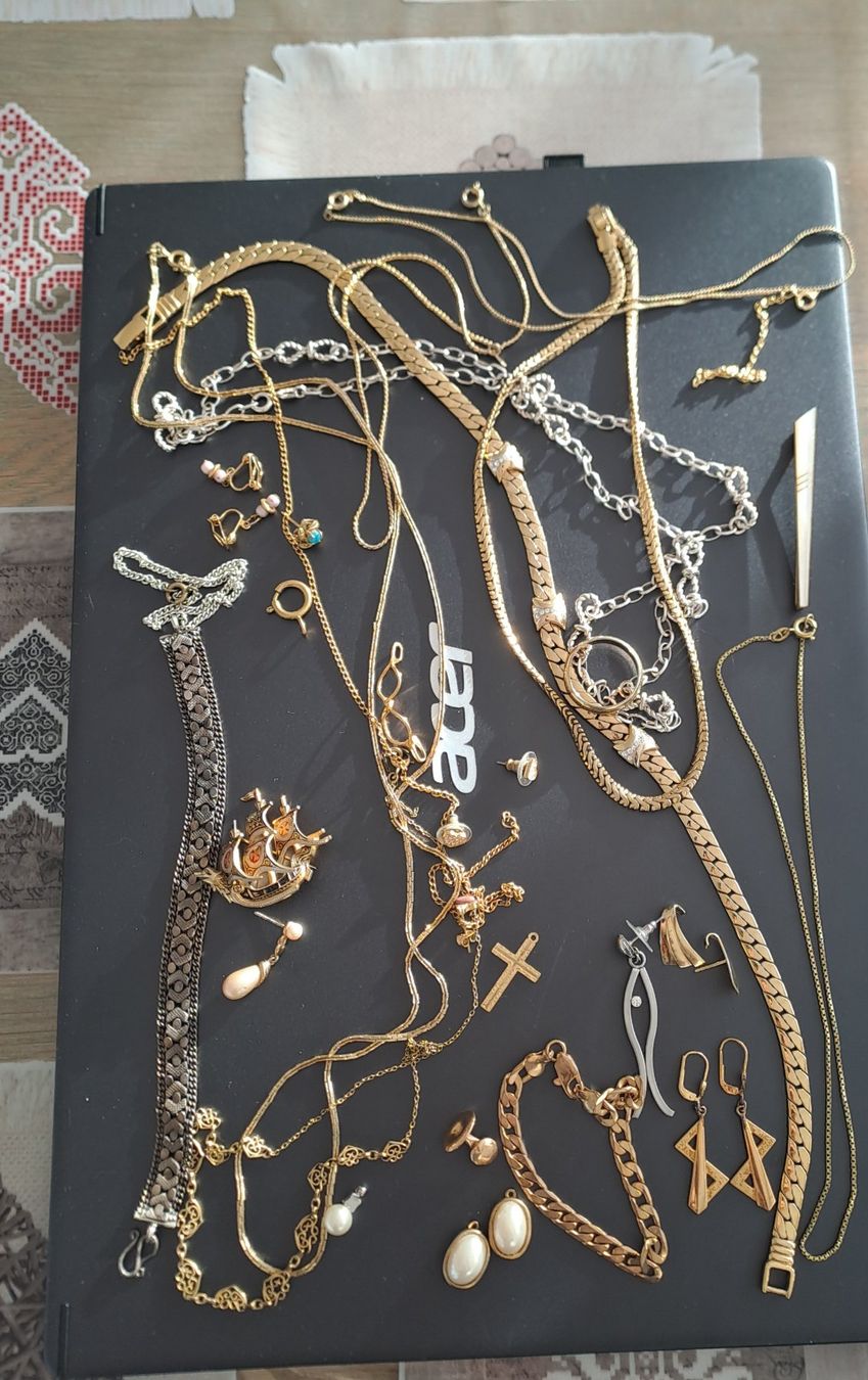 Autres bijoux: Schmuck lot nr.2 – Défectueux à Neuhausen am Rheinfall par Waly... 1