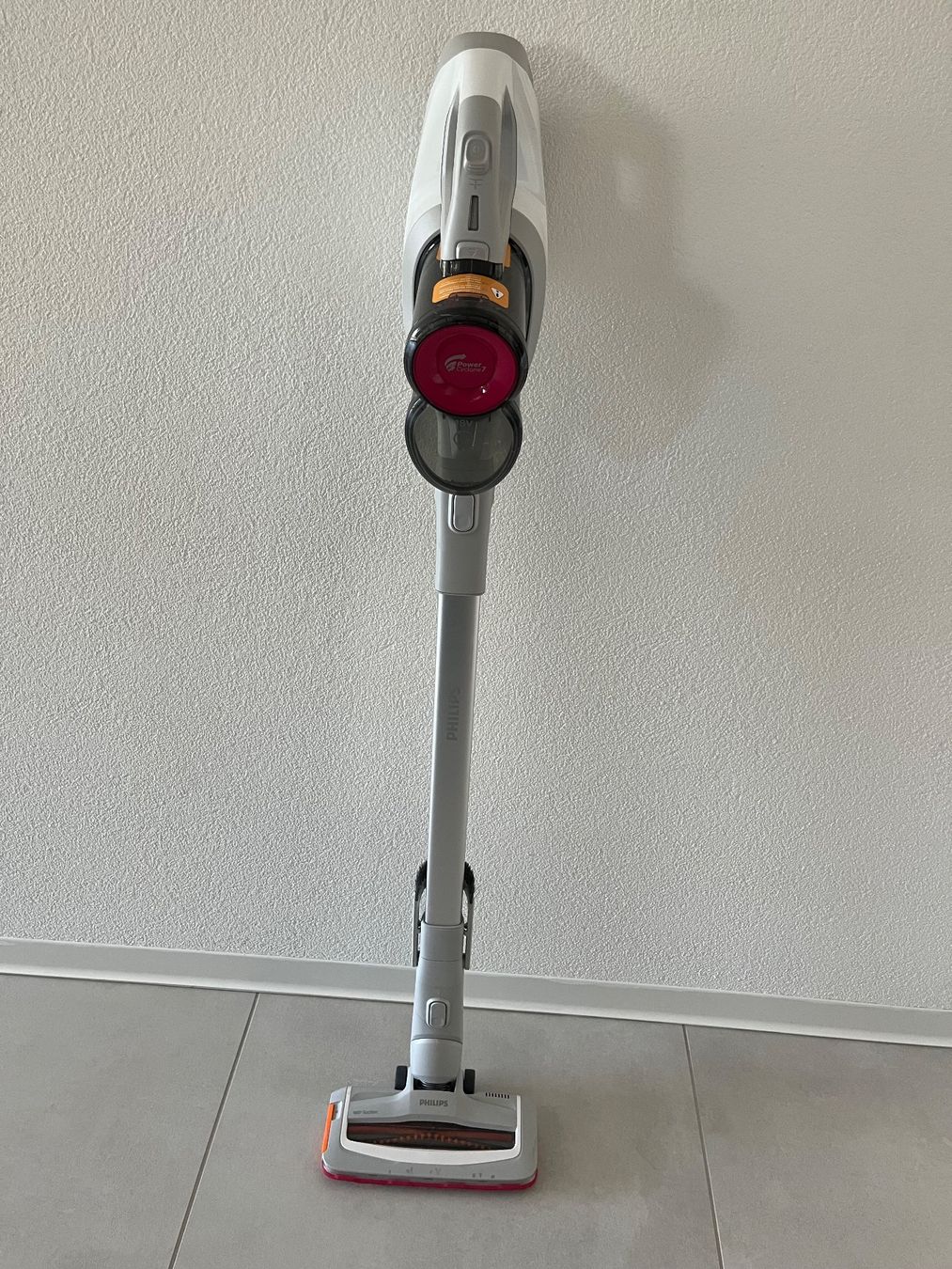 Philips Aspirapolveri & Accessori: Philips Kabelloser Staubsauger – Usato da Pfäffikon/ZH venduto da brownie