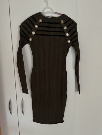 Neues Moewy Strickkleid in Khaki, Grösse S-M